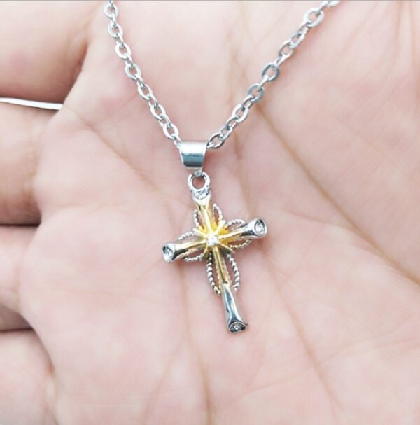a1822a3f-6ee7-4ae6-98fc-088d002b79b6.jpg Octagonal Star Cross Alloy Pendant